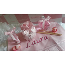 kit personalizado - menina - Laura -  Presente